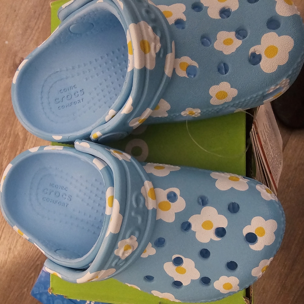 CROCS Kids Blue Floral Sandals
